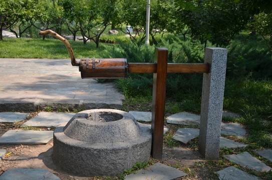 轱轆水井