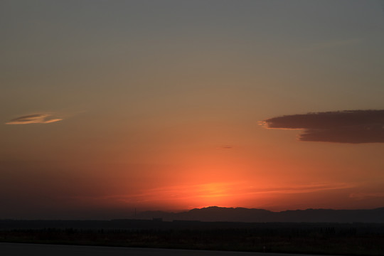 夕陽紅