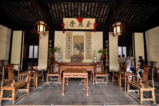中堂 周莊