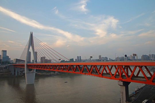 跨江大橋