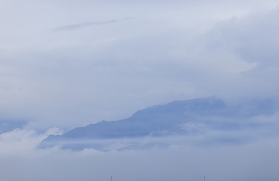 天山