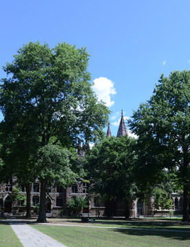 美國耶魯大學(xué)校園