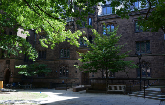 美國(guó)耶魯大學(xué)校園