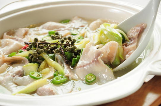 青椒黑魚