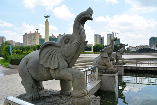 大象雕塑
