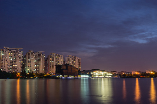 青浦圖書館夜景