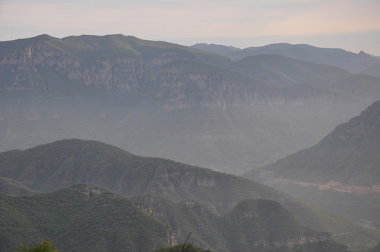 山景 晨光