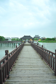 長廊梯橋