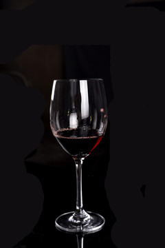 红葡萄酒 高脚杯