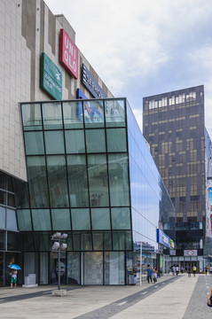現(xiàn)代建筑外觀
