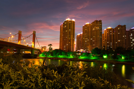 欽州城市夜景 子材大橋