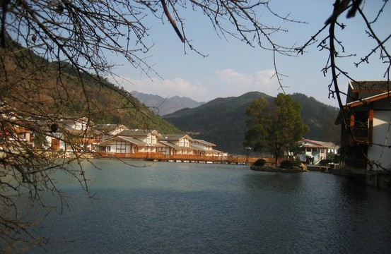 湖