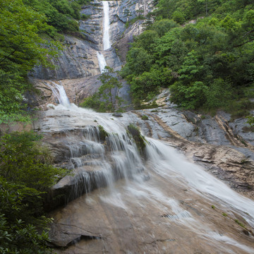 瀑布  山泉