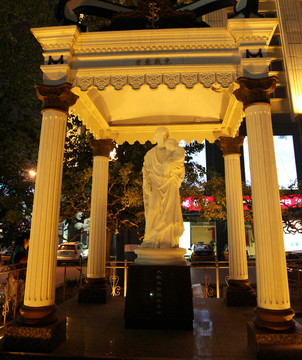 北京王府井天主堂耶穌雕像