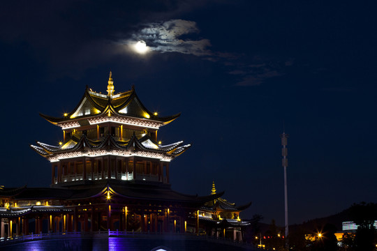 月亮 中秋節(jié) 夜景 古建筑