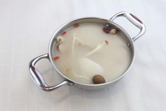 滋補(bǔ)藥膳鍋