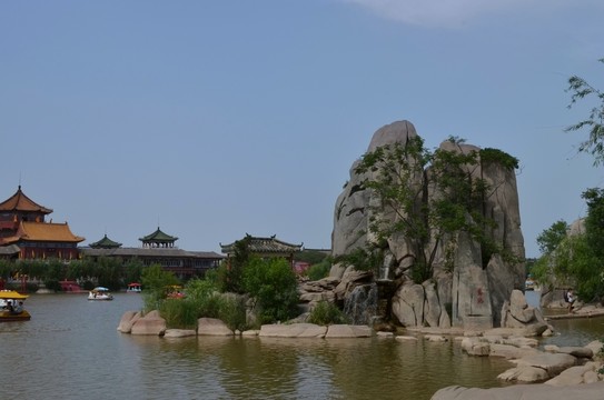 翰園假山