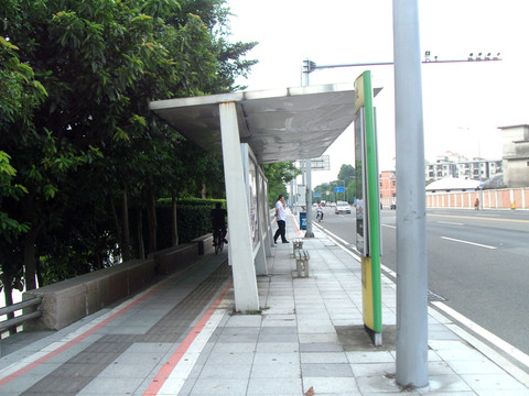 候車亭