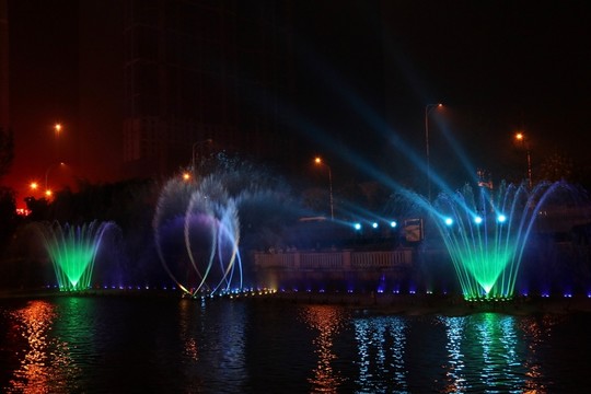 漢街音樂噴泉夜景