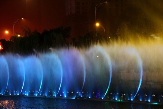 漢街音樂噴泉夜景