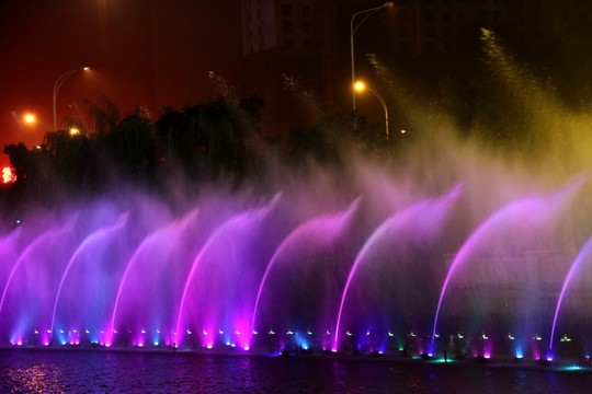 漢街音樂(lè)噴泉夜景