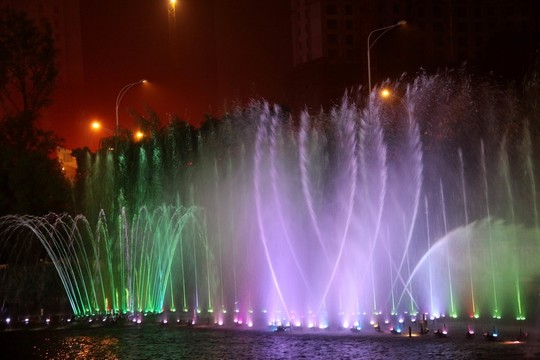 漢街音樂噴泉夜景