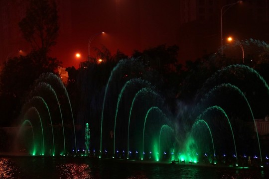 漢街音樂(lè)噴泉夜景