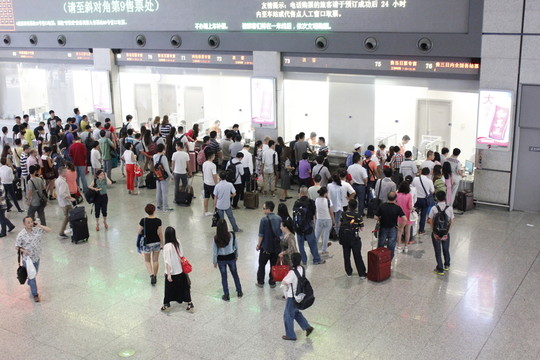 上海虹橋火車站候車大廳
