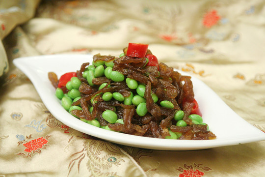 蘿卜干拌毛豆