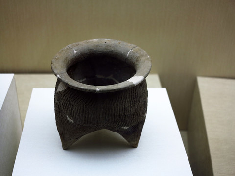 陶鬲 西周