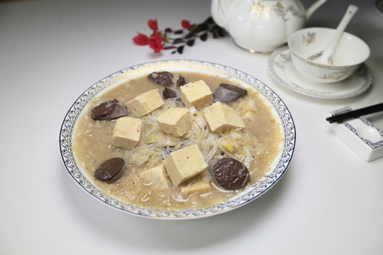 酸菜燉豆腐