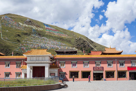 塔公寺廟