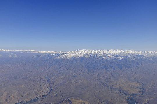 天山