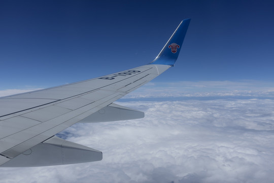 飛機(jī)
