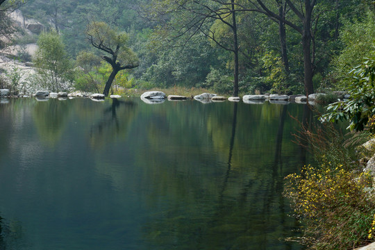 泰山桃花峪風光