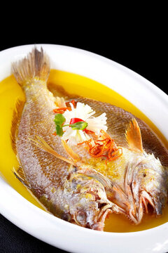 蟲(chóng)草花野生大黃魚(yú)