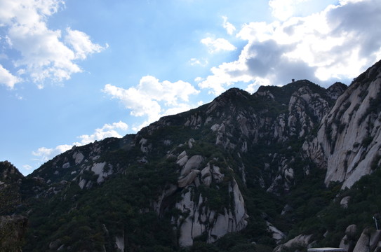 鳳凰嶺奇峰怪石