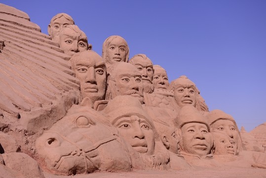 東歸英雄沙雕局部
