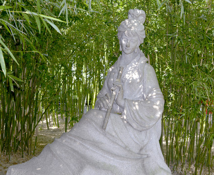 玉女吹簫雕塑
