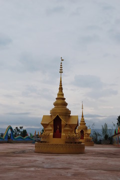 佛塔