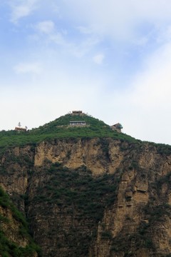龍慶峽