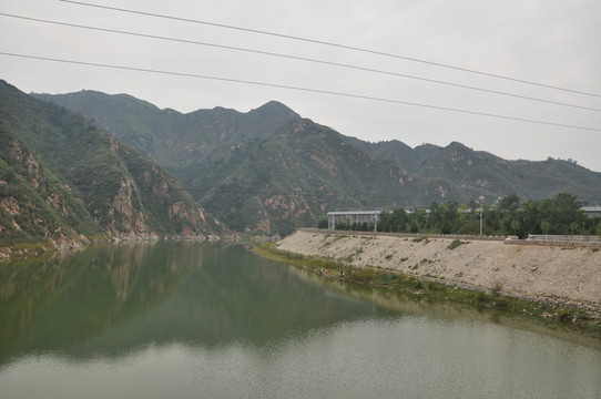 湖光山色