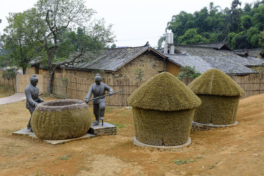 稻草人 糧倉