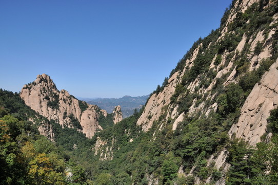 山峰山脈