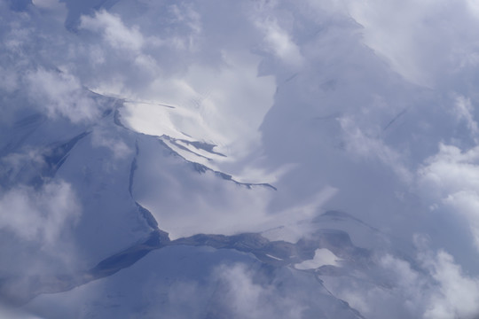 天山