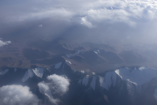 天山