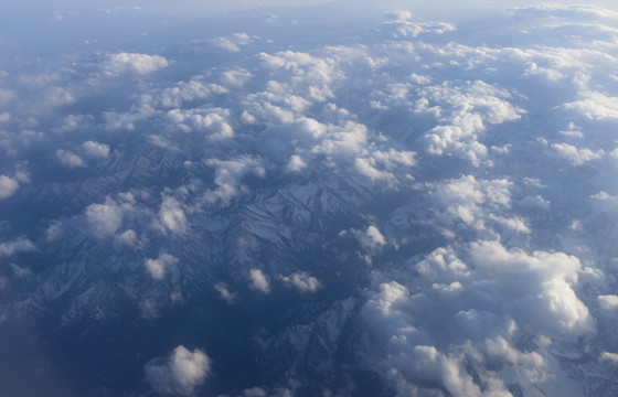 天山 云海