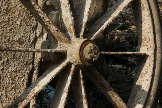 銹跡斑斑的車輪