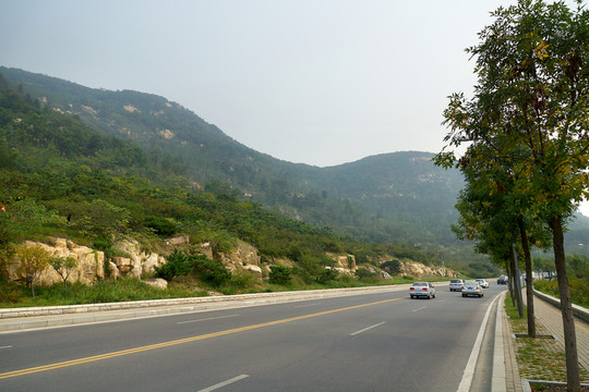 環(huán)山公路