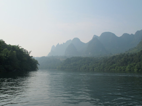 桂林山水甲天下